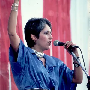Joan Baez On Stage At Live Aid Joan Baez On Stage At Live Aid