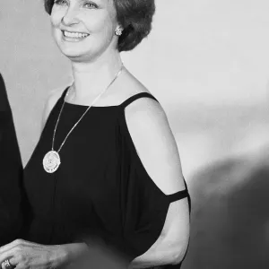 Joanne Woodward At The Emmy Awards Joanne Woodward At The Emmy Awards
