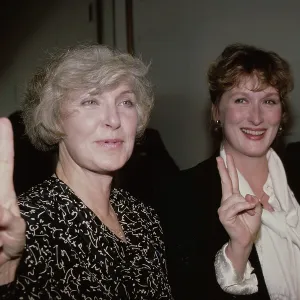 Joanne Woodward And Meryl Streep Joanne Woodward And Meryl Streep
