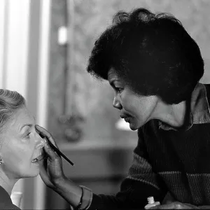 Joanne Woodward & Toy Russell-Vanlierop Film Mr & Mrs Bridge Joanne Woodward & Toy Russell-Vanlierop Film Mr & Mrs Bridge