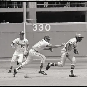 Images Dated 1971 June: 13 Jun 1971
