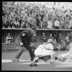 Images Dated 1972 October: 9 Oct 1972