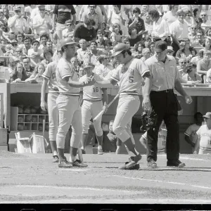 Images Dated 1972 August: 19 Aug 1972