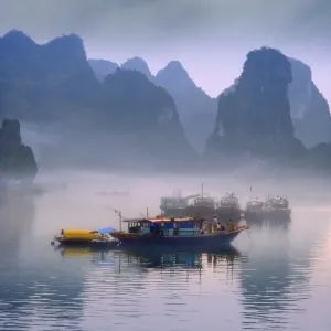 Junks on Halong Bay Junks on Halong Bay