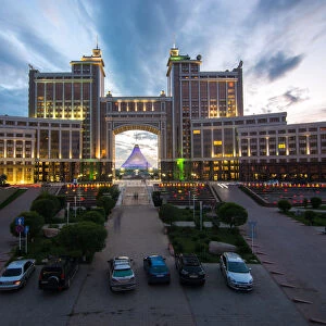 KazMunayGas building, Astana
