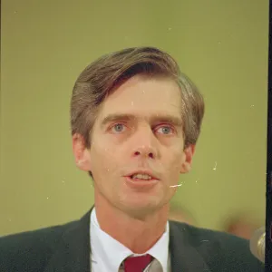 Images Dated 1987 December: 17 Dec 1987