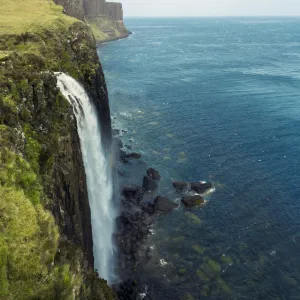 Kilt Rock, Waterfall flowing over the cliffs