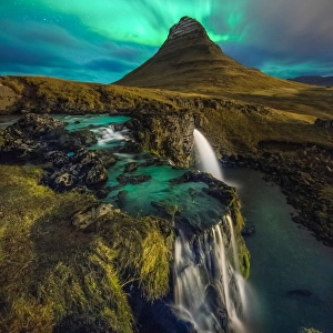 Kirkjufell with northern light in the sky