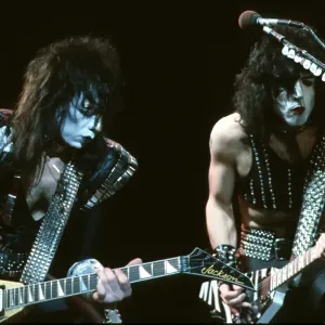 Kiss Performing Kiss Performing