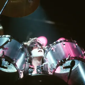 Kiss Performing Kiss Performing