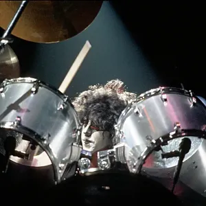 Kiss Performing Kiss Performing