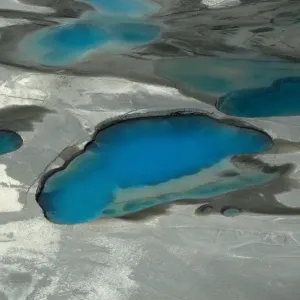 Lakes on Top of Glacier Lakes on Top of Glacier