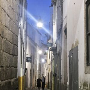 Lane at night, Evora, UNESCO World Heritage Site, Alentejo, Portugal, Europe
