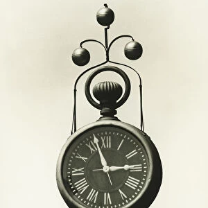 Large street clock, (B&W), (High section)