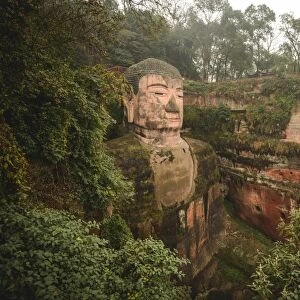 Leshan Buddha statue