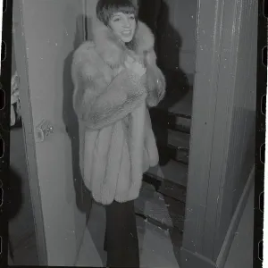 Images Dated 1977 December: 27 Dec 1977