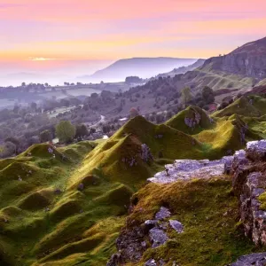 Llangattock Escarpment Print, Brecon Beacons National Park Llangattock Escarpment Print, Brecon Beacons National Park