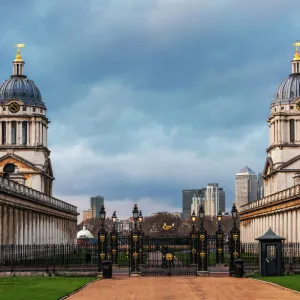 London - Greenwich Symmetry