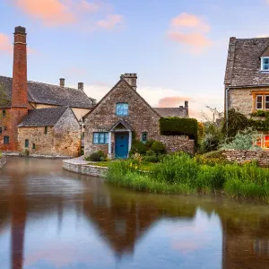 Lower Slaughter, Cotswolds, Gloucestershire, UK Lower Slaughter, Cotswolds, Gloucestershire, UK