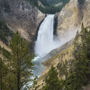 Lower Yellowstone Waterfall Lower Yellowstone Waterfall