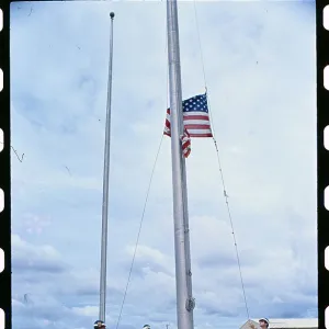 Images Dated 1972 November: 11 Nov 1972