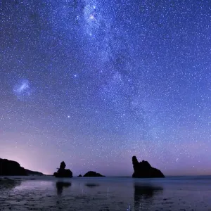 magellanic clouds, motukiekie beach magellanic clouds, motukiekie beach