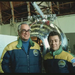 Images Dated 1974 December: 28 Dec 1974