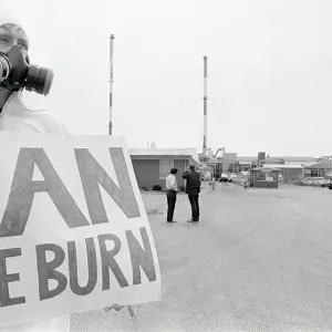 Images Dated 1986 August: 13 Aug 1986