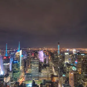 Manhattan Print by Matthew Carroll Manhattan Print by Matthew Carroll