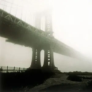 Manhattan Bridge in Mist Print Manhattan Bridge in Mist Print