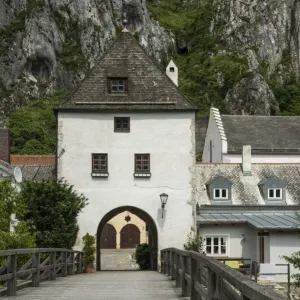 Markttor gate, Altmuhltal, Essing, Bavaria, Germany Markttor gate, Altmuhltal, Essing, Bavaria, Germany