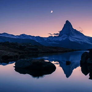 Matterhorn reflection in Lake Stellisee at night