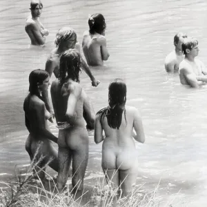 Images Dated 1970 July: 18 Jul 1970