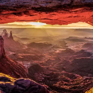 Mesa Arch Sunrise Panorama Print, Canyonlands UT Mesa Arch Sunrise Panorama Print, Canyonlands UT