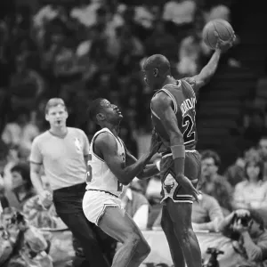 Michael Jordan With Ball High Overhead Against 76ers Michael Jordan With Ball High Overhead Against 76ers