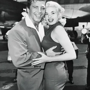 Mickey Hargitay and Jayne Mansfield Embracing at Airport Print Mickey Hargitay and Jayne Mansfield Embracing at Airport Print