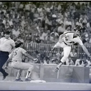 Images Dated 1974 July: 9 Jul 1974