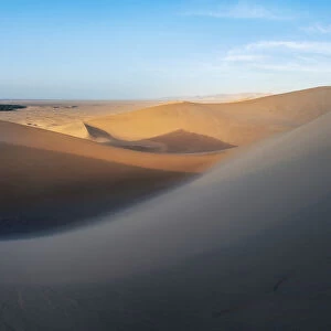 Mingshashan Desert, Dunhuang, Gansu, China