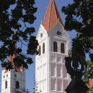 Minster of St. Castulus, Moosburg, Upper Bavaria, Bavaria, Germany, Europe Minster of St. Castulus, Moosburg, Upper Bavaria, Bavaria, Germany, Europe