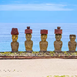 Moai by the sea