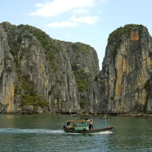 Monolithic limestone islands of Halong Bay, Vietnam Monolithic limestone islands of Halong Bay, Vietnam