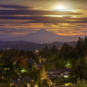 Full moon rising over Mt Hood in Happy Valley Oregon