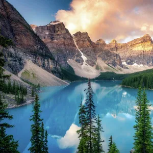 Moraine Lake, sunrise view. Canadian Rockies, Alberta, Canada