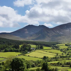 Mourne Mountains and Mt. Slieve Bearnagh, County Down, Northern Ireland, Ireland, Great Britain, Europe