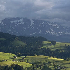 Mt Kaien shrouded in clouds, Rehetobel, Kanton Appenzell Ausserrhoden, Schweiz, Appenzeller Vorland, Kanton Appenzell Ausserrhoden, Switzerland
