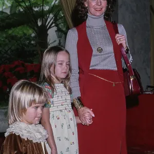 Natalie, Natasha & Courtney, Christmas 1977 Natalie, Natasha & Courtney, Christmas 1977