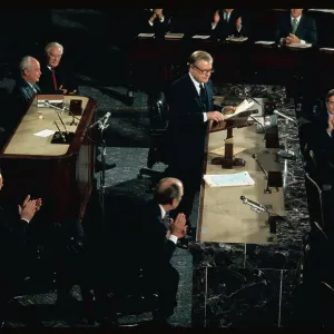 Images Dated 1974 December: 19 Dec 1974