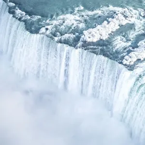 Niagara Cataratta a ferro di cavallo da sopra in inverno. Niagara Cataratta a ferro di cavallo da sopra in inverno.