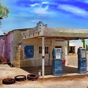 Old abandoned gas station in Arizona desert