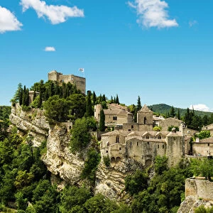 Old town, Vaison-la-Romaine, Vaucluse, Provence-Alpes-Cote dAzur, France